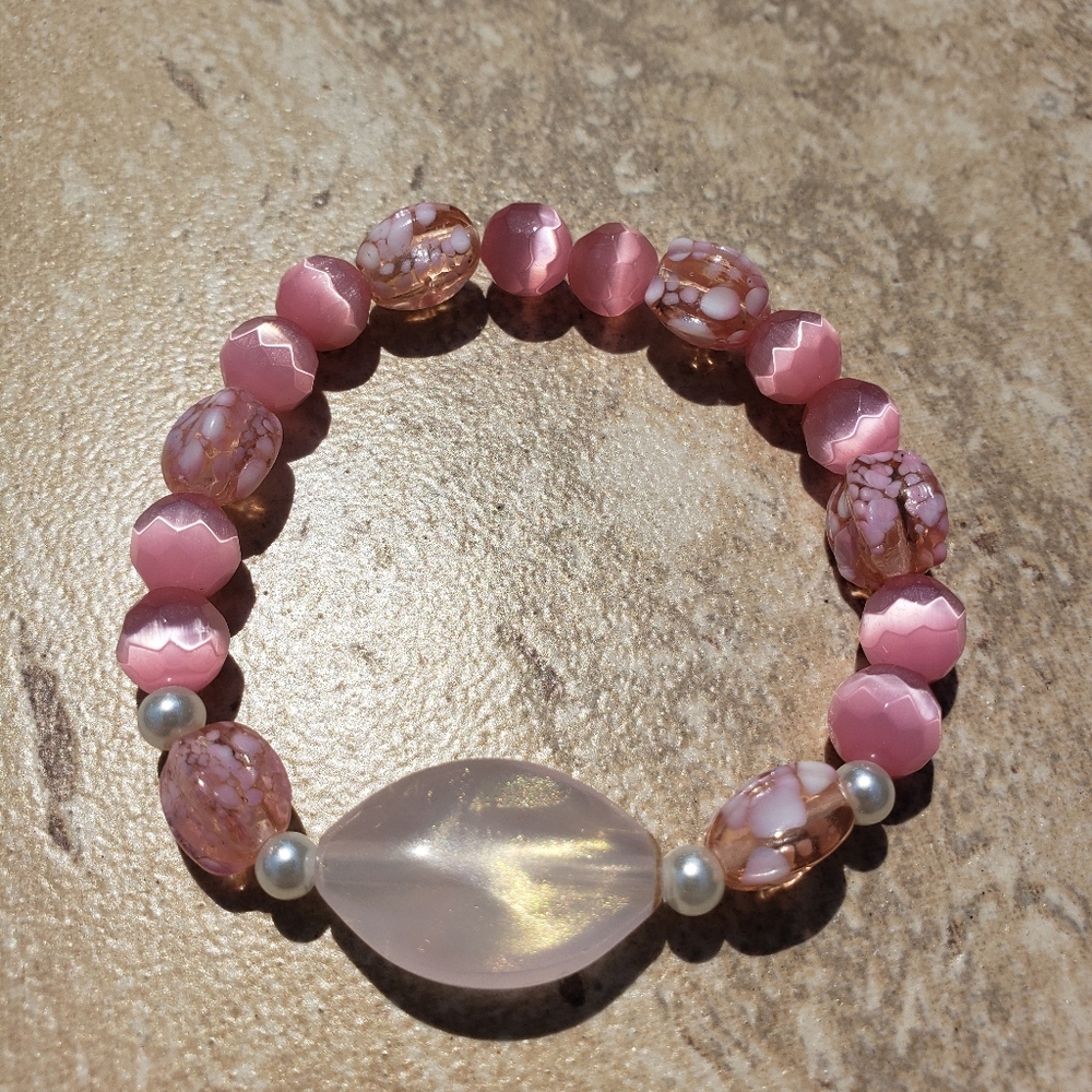 Bracelets - Picture 6 of 12